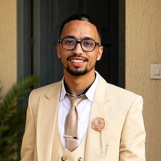 Ayoub Touati Développeur Laravel