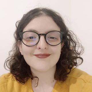 HelloYasmine Community manager