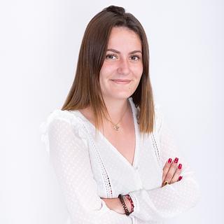 Eva Pruneau Graphiste spécialisé en charte graphique