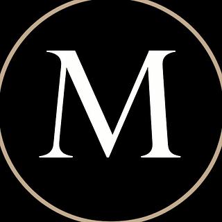 Maëlly Onestas Graphiste spécialisé en création de logo
