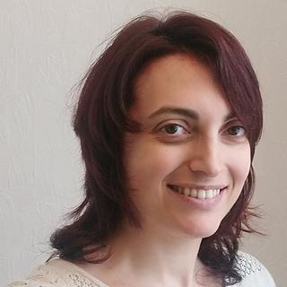 Esther Itam Développeur web