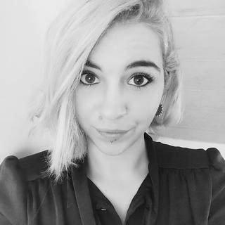 Valeriane Bevelacqua Graphiste spécialisé dans la mise en page