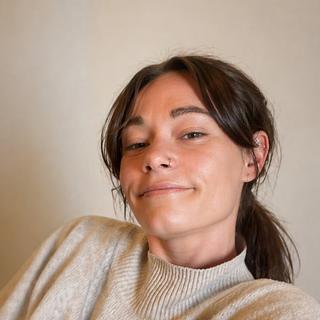 Yuna Verdes Graphiste spécialisé dans la mise en page