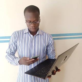 Jerome Bonkougou Community manager