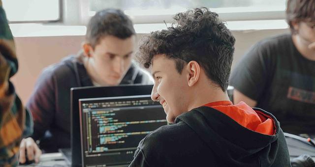 Responsable marketing digital et communication par Mégane Niceron