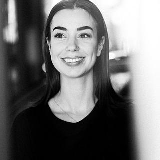 Manon  Capdepuy Manon Consultant en communication