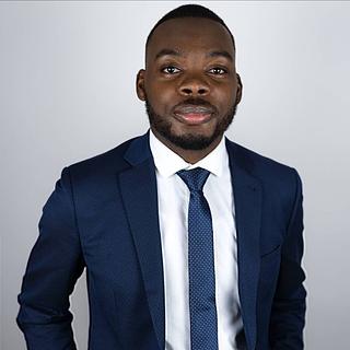 Cedric Hakoua Développeur spécifique