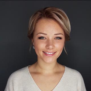 Chloé Sika Assistant virtuel