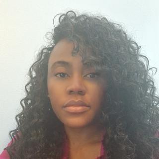 Marie Menguene Développeur full-stack