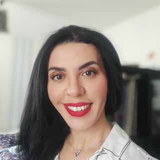 aichamvj4m Community manager