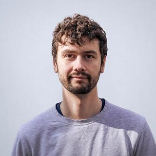 Alex Caux Développeur spécifique