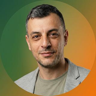 Mehdi Derradji Commercial