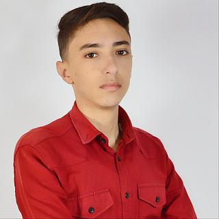 Ayoub Ayoubi Développeur full-stack