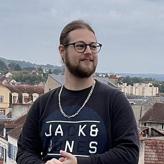 Dylan Tavares Développeur full-stack