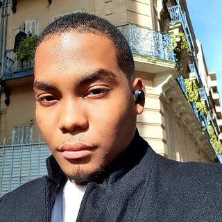 Zamorano Barnes Community manager