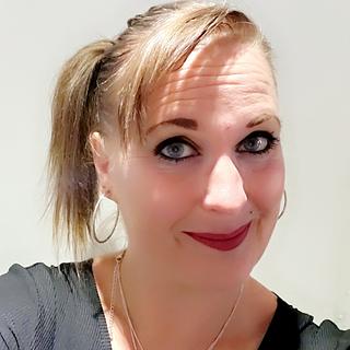 Jennyfer Henrion Community manager