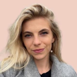 Leslie Berour Community manager