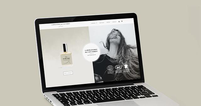 Boutique en ligne cosmétiques par Adrien Sosa