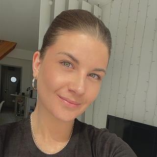 Enora Bonsard Graphiste spécialisé en charte graphique