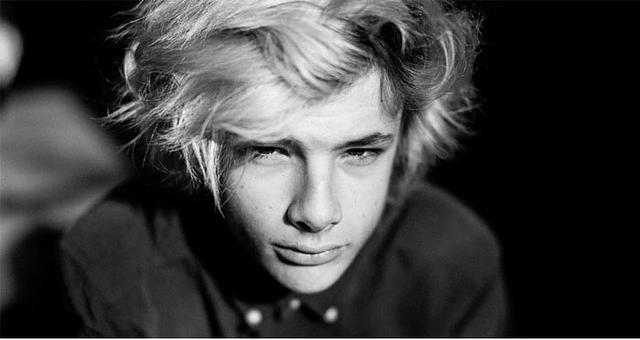 Books Mannequins Junior par Fabien Hemard