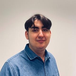 Yanis Dai Développeur full-stack